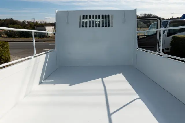 三菱 キャンター 2PG-FBA60(2WD)の写真10