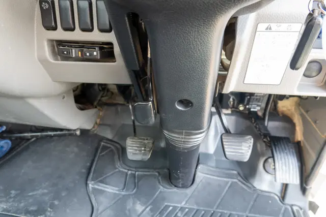 三菱 キャンター 2PG-FBA60(2WD)の写真23
