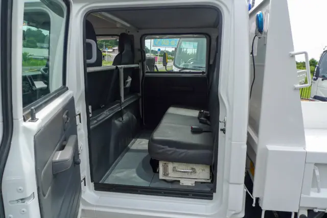 いすゞ エルフ TKG-NJR85AD(2WD)の写真31