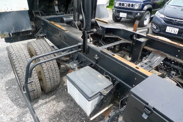 いすゞ フォワード TKG-FRR90S1(2WD)の写真13