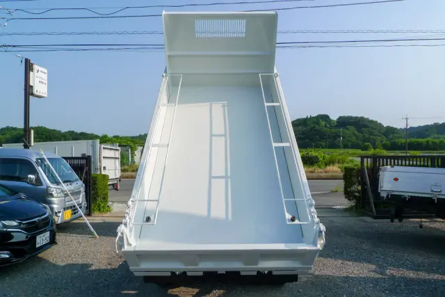 いすゞ エルフ TPG-NKR85AN(2WD)の写真7