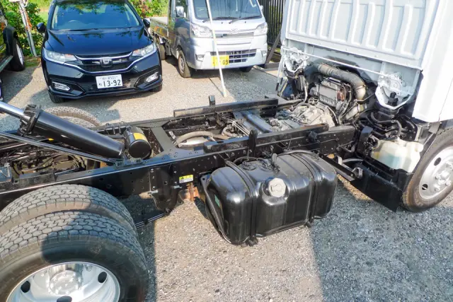 いすゞ エルフ TPG-NKR85AN(2WD)の写真15