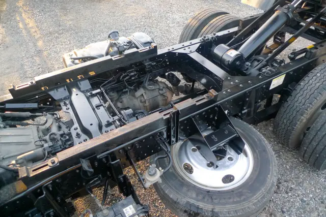 いすゞ エルフ TPG-NKR85AD(2WD)の写真13