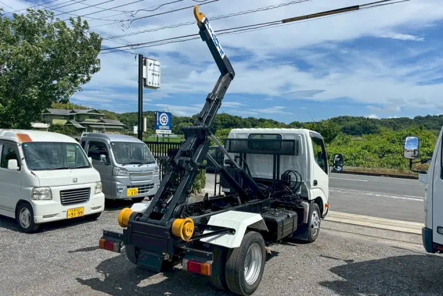 日野 デュトロ TKG-XZU605M(2WD)の写真5