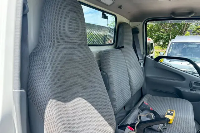 日野 デュトロ TKG-XZU605M(2WD)の写真20