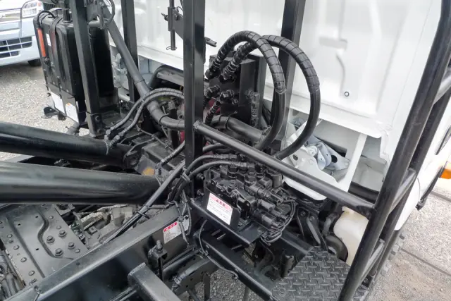 日野 デュトロ TKG-XZU605M(2WD)の写真21