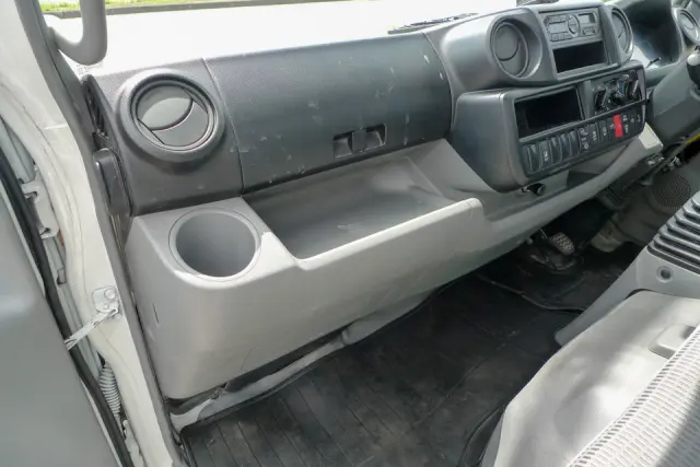 日野 デュトロ TKG-XZU605M(2WD)の写真33