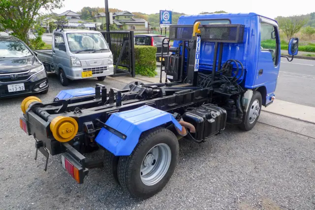 いすゞ エルフ TKG-NKR85A(2WD)の写真4