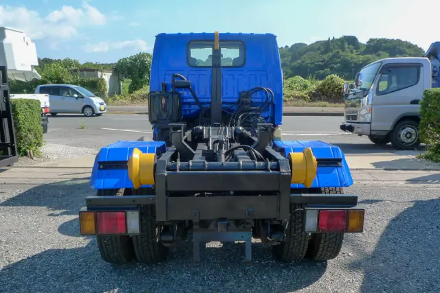 いすゞ エルフ TKG-NKR85A(2WD)の写真5