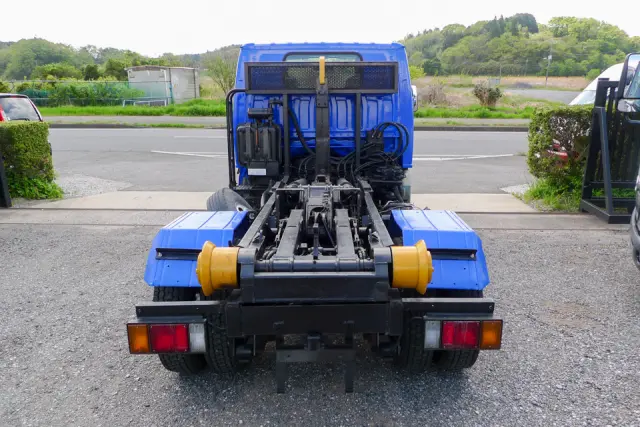 いすゞ エルフ TKG-NKR85A(2WD)の写真5