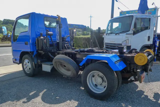 いすゞ エルフ TKG-NKR85A(2WD)の写真6