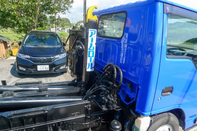 いすゞ エルフ TKG-NKR85A(2WD)の写真11