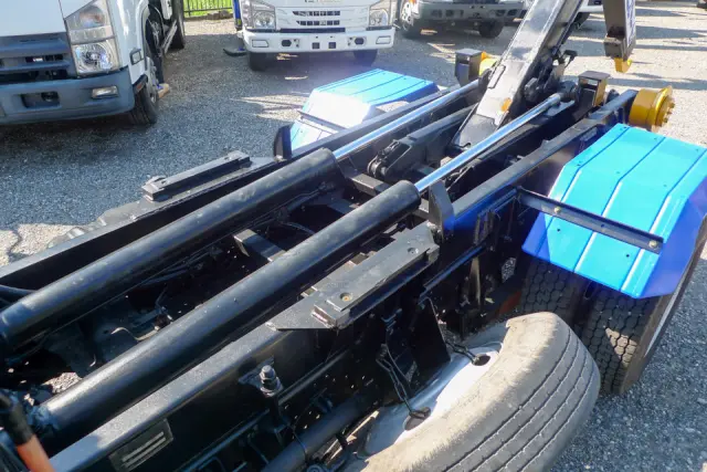 いすゞ エルフ TKG-NKR85A(2WD)の写真14