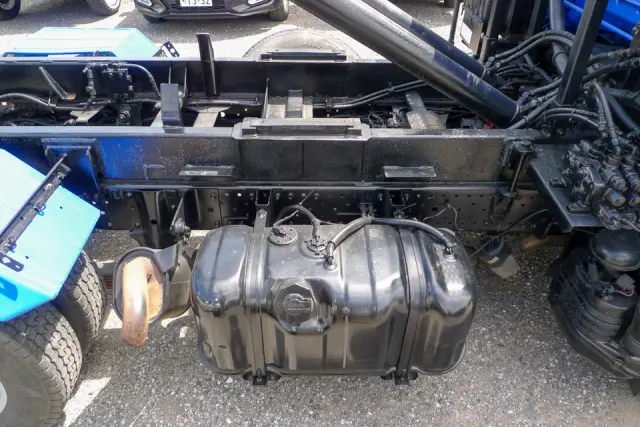いすゞ エルフ TKG-NKR85A(2WD)の写真14