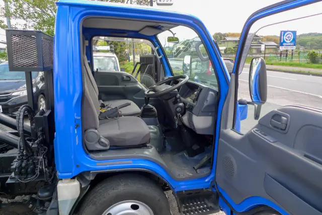 いすゞ エルフ TKG-NKR85A(2WD)の写真20