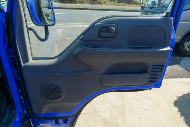 いすゞ エルフ TKG-NKR85A(2WD)の写真24