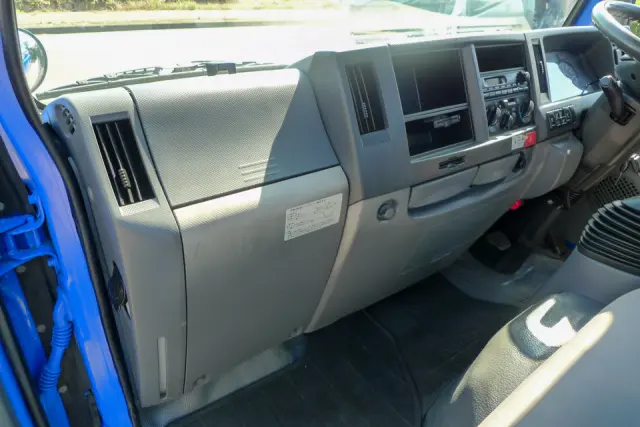 いすゞ エルフ TKG-NKR85A(2WD)の写真33