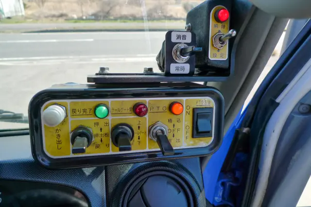 日野 デュトロ TKG-XZU600X(2WD)の写真43