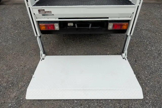 トヨタ トヨエース TKG-XZU605(2WD)の写真9