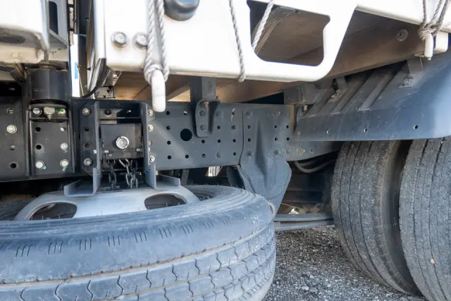 三菱 キャンター TKG-FBA20(2WD)の写真9