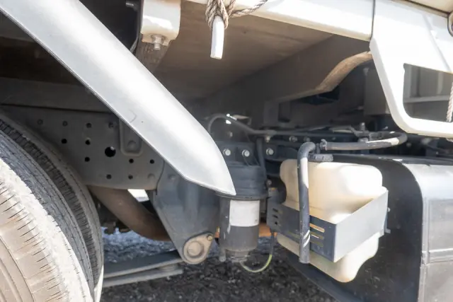 三菱 キャンター TKG-FBA20(2WD)の写真13