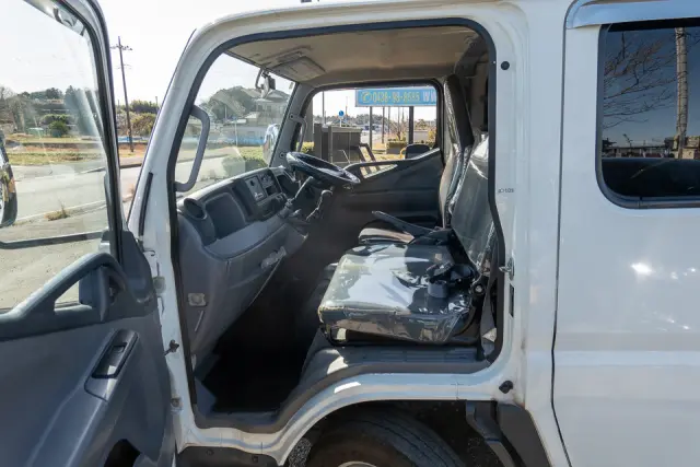 三菱 キャンター TKG-FBA20(2WD)の写真24