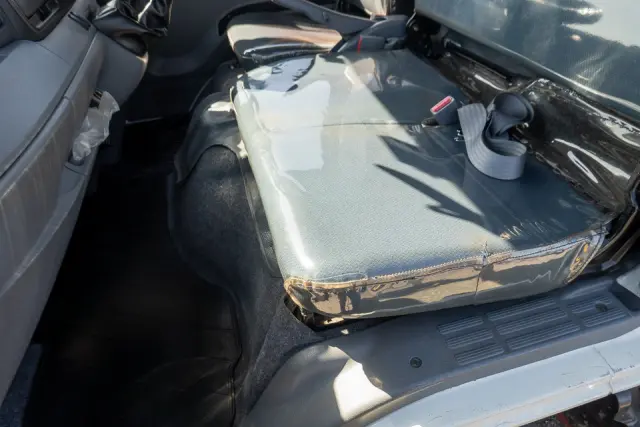 三菱 キャンター TKG-FBA20(2WD)の写真26