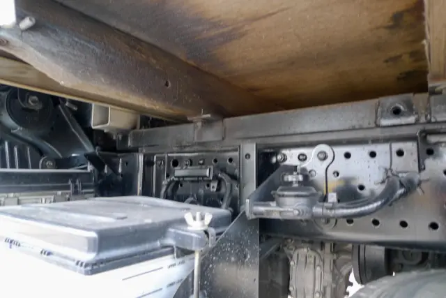 いすゞ エルフ TRG-NJR85A(2WD)の写真17