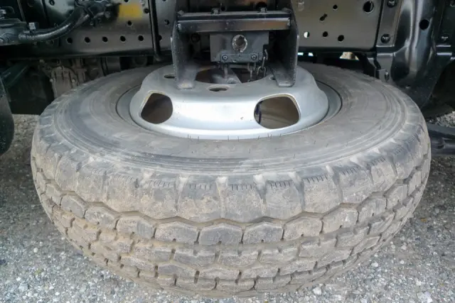 いすゞ エルフ TRG-NJR85A(2WD)の写真18