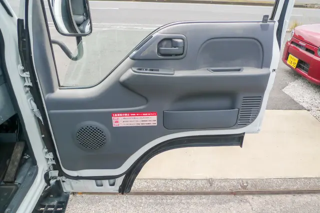 いすゞ エルフ TKG-NJR85AN(2WD)の写真19