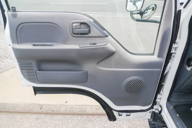 いすゞ エルフ TKG-NJR85AN(2WD)の写真27