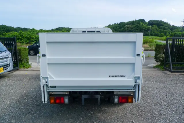 いすゞ エルフ TPG-NJR85A(2WD)の写真4