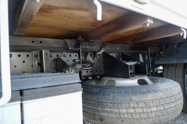 いすゞ エルフ TPG-NJR85A(2WD)の写真19