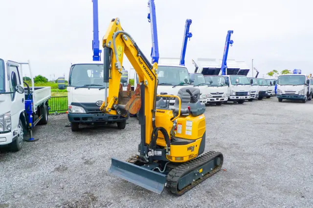 ヤンマー バックホー ViO12-2Aの写真2