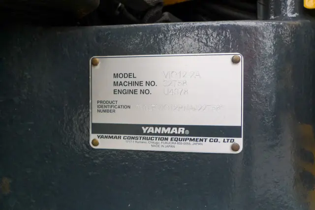 ヤンマー バックホー ViO12-2Aの写真9