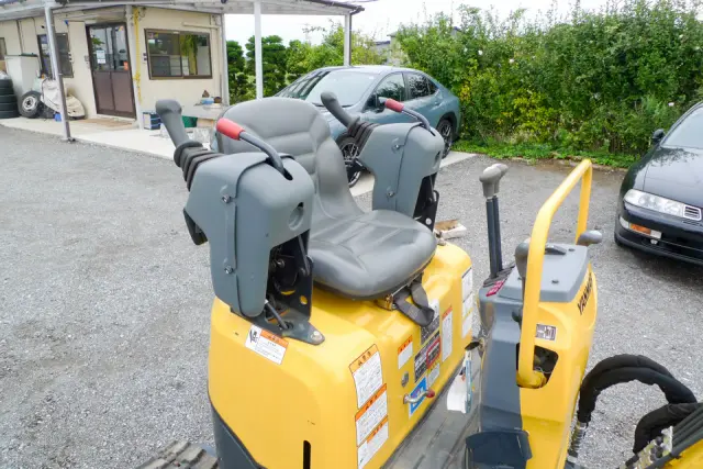 ヤンマー バックホー ViO12-2Aの写真22