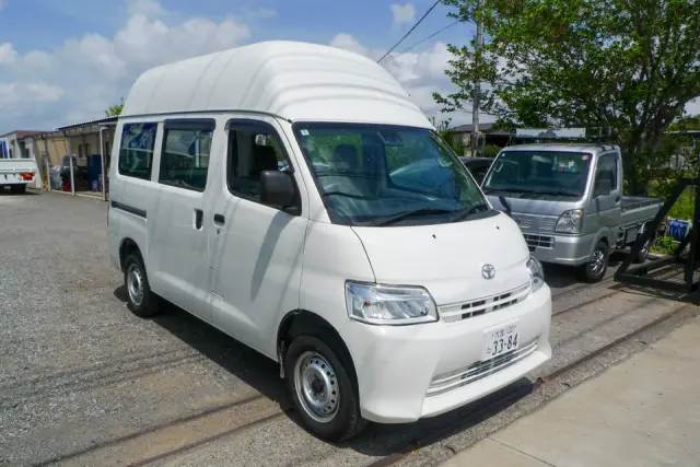 トヨタ タウンエーストラック 5BF-S403M(2WD)の写真3