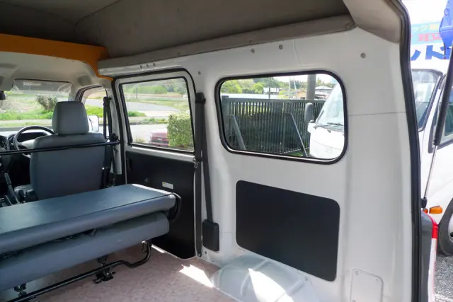 トヨタ タウンエーストラック 5BF-S403M(2WD)の写真9