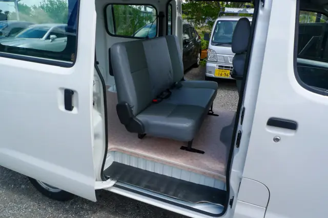 トヨタ タウンエーストラック 5BF-S403M(2WD)の写真12