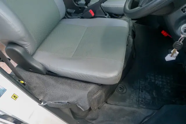 トヨタ タウンエーストラック 5BF-S403M(2WD)の写真16