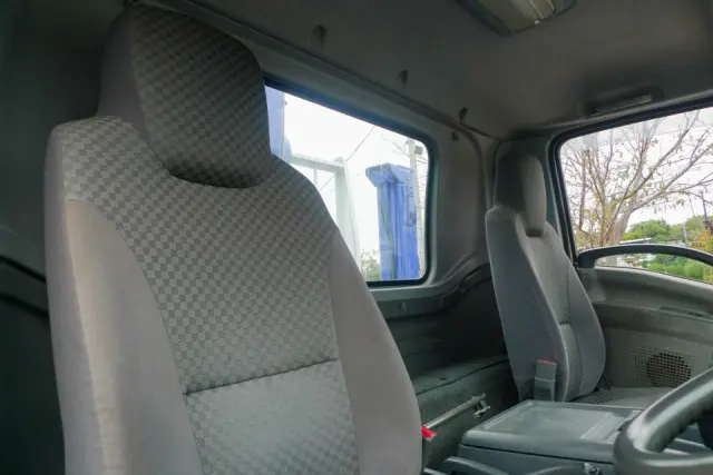 いすゞ フォワード PKG-FRR90SI(2WD)の写真30