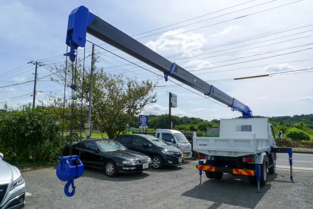 いすゞ エルフ SKG-NKR85N(2WD)の写真10