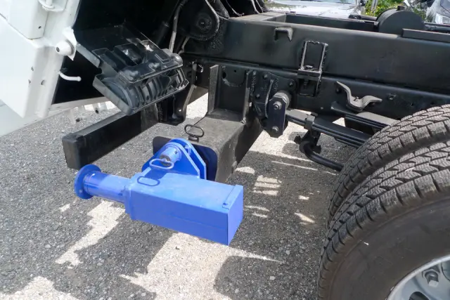 いすゞ エルフ SKG-NKR85N(2WD)の写真24