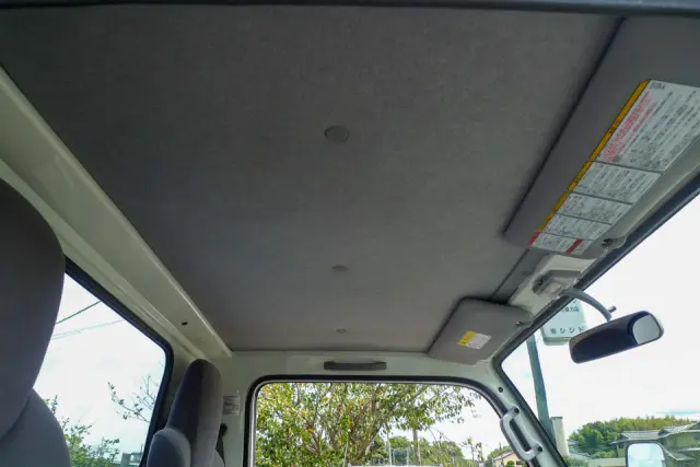 いすゞ エルフ SKG-NKR85N(2WD)の写真40