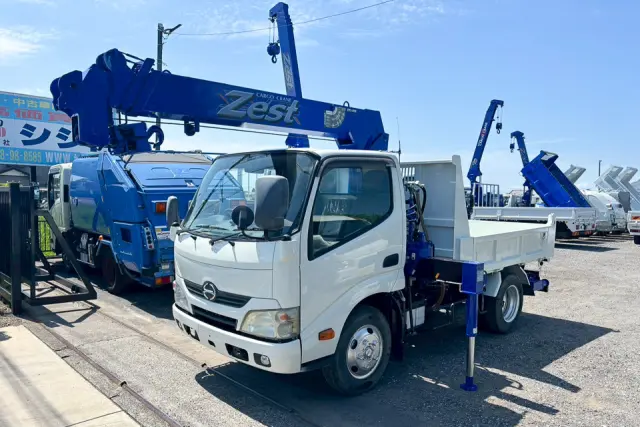 日野 デュトロ TKG-XZU620T(2WD)の写真1