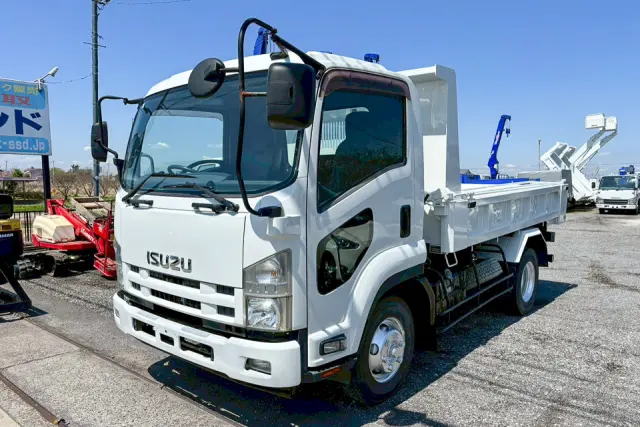 いすゞ フォワード TKG-FRR90S1(2WD)の写真1