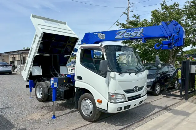 日野 デュトロ TKG-XZU620T(2WD)の写真8