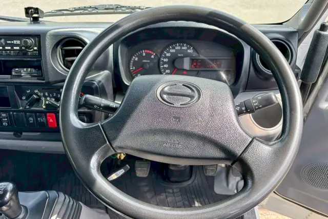 日野 デュトロ TKG-XZU620T(2WD)の写真28