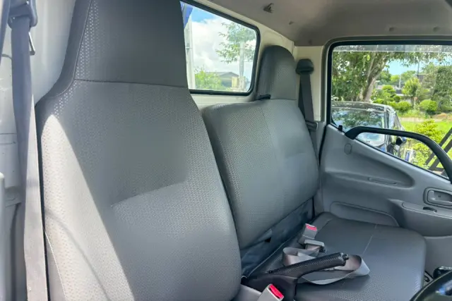 トヨタ ダイナ TKG-XZU650(2WD)の写真33