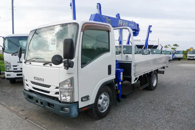 いすゞ エルフ TKG-NPR85YN(2WD)の写真1